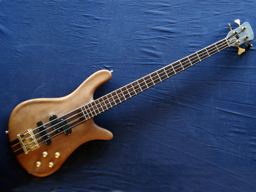 Streamer bass - Wikipedia