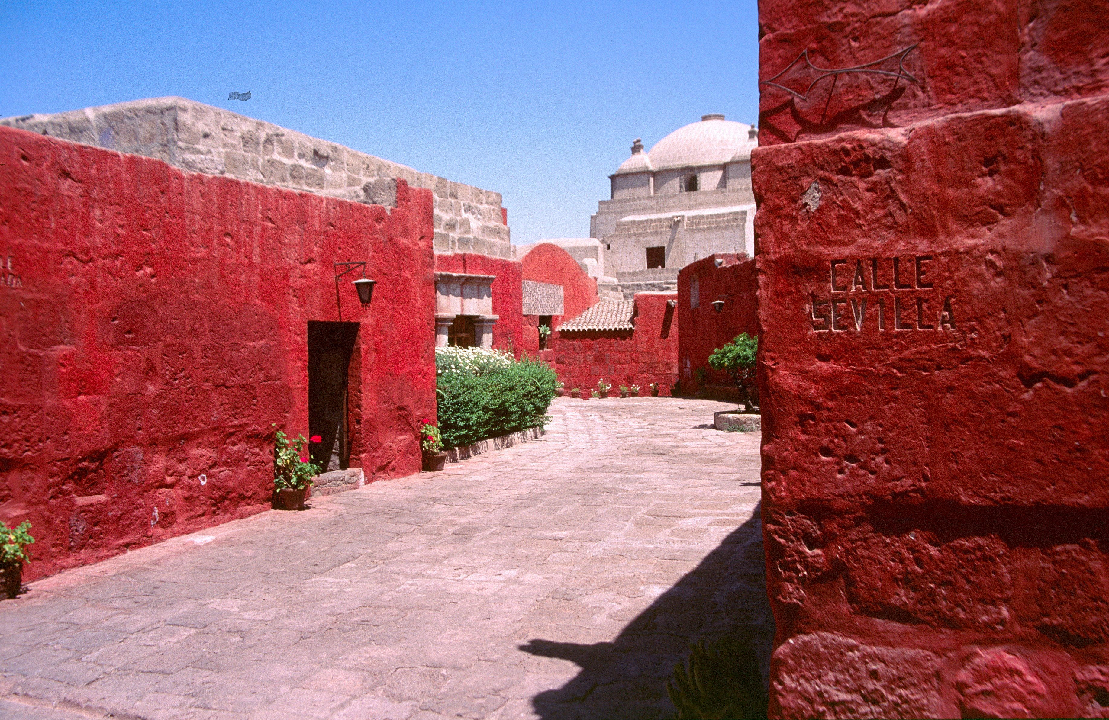 Arequipa-sta-catalina-c08.jpg