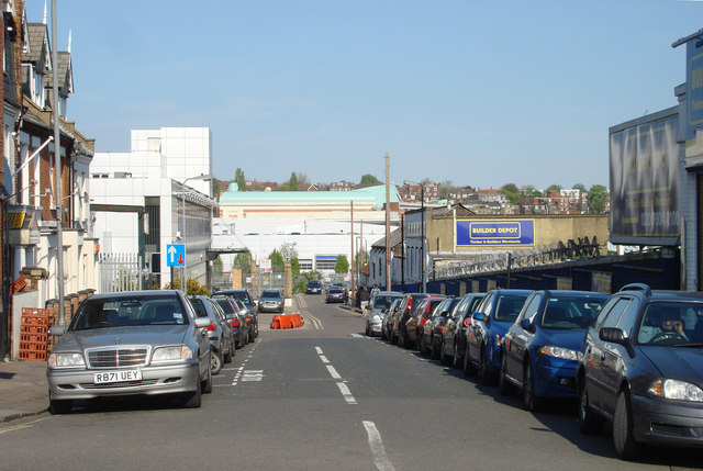 File:Blackburn Road - geograph.org.uk - 1260119.jpg