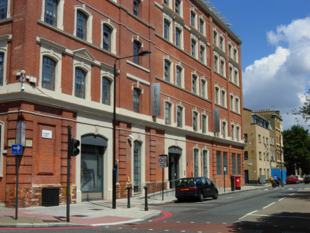 File:Centro 1, Camden Town - geograph.org.uk - 506488.jpg