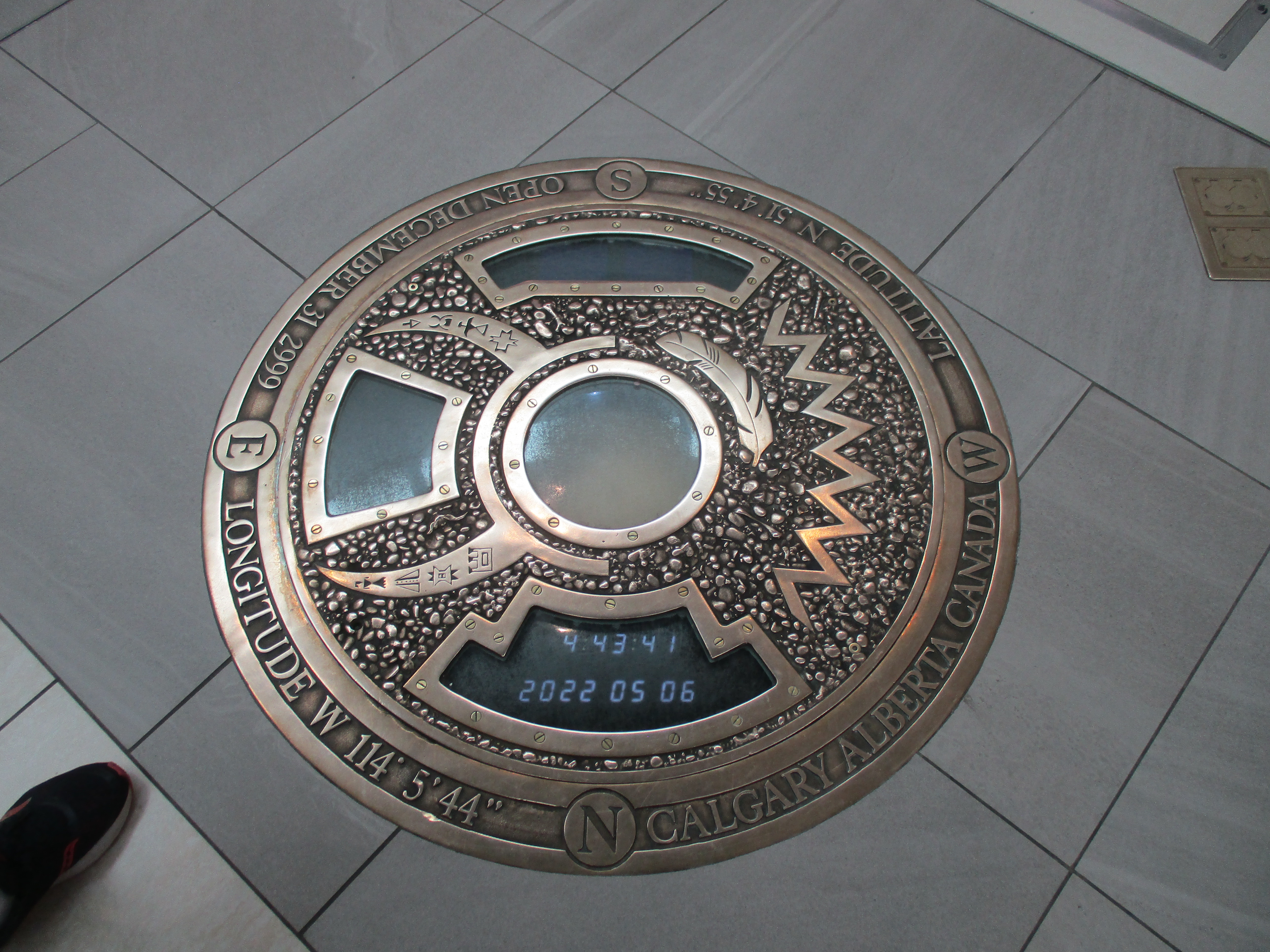 File:Chinook Centre Time Capsule 2022.05.07 - 2999.12.31 (977