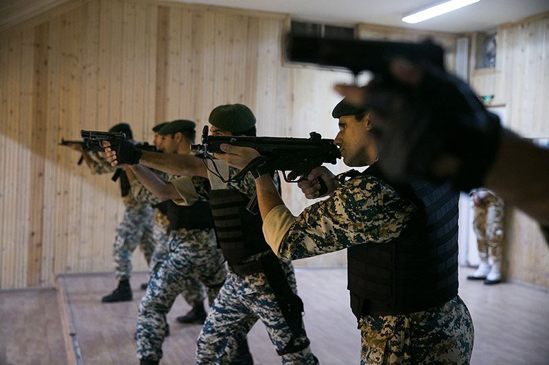 File:Iranian green beret commandos (7).jpg