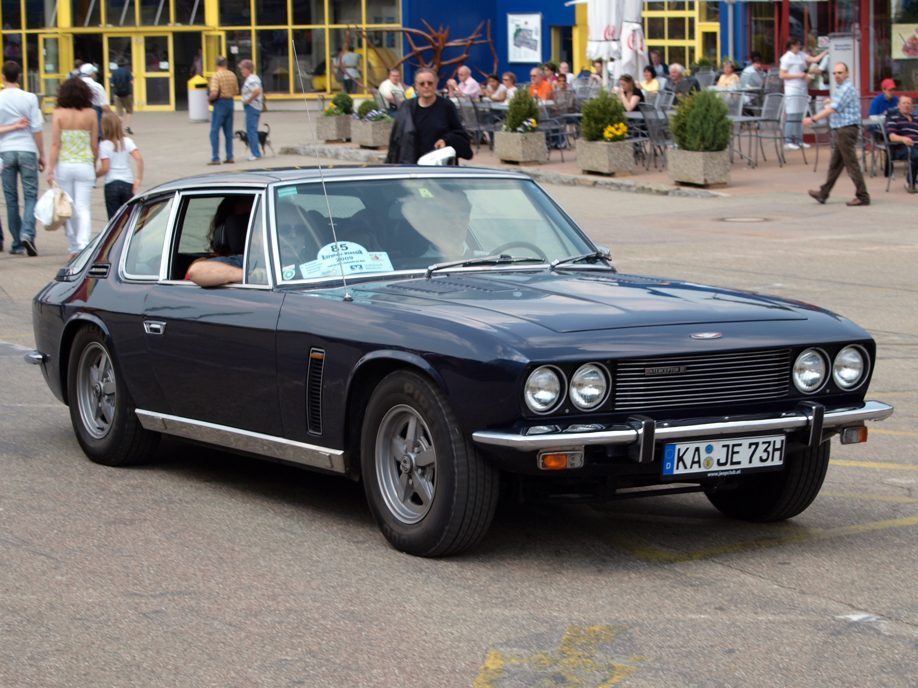 Jensen Interceptor седан