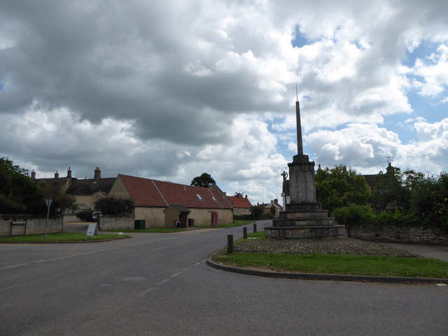 File:Looking from Woodgate eastwards into Glinton Road - geograph.org.uk - 5021610.jpg