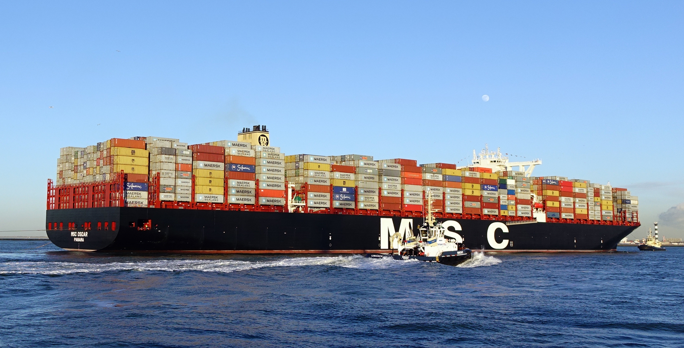 Container Ship MSC Oscar Images - 2238 x 1139 jpeg 1582kB