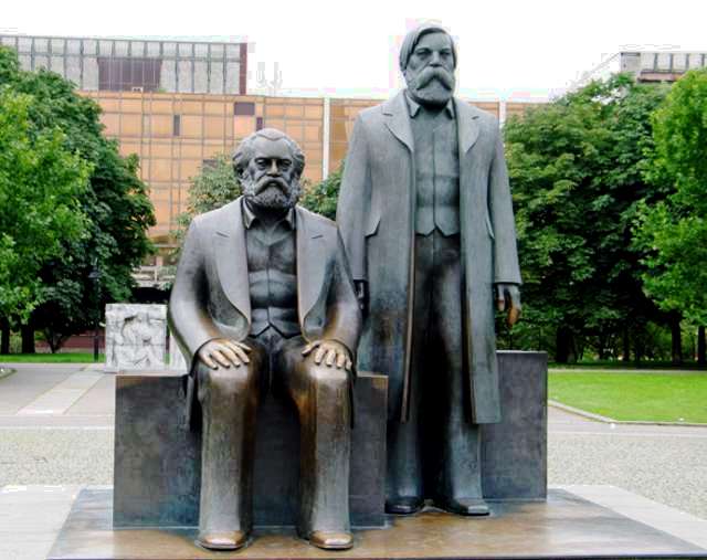 Marx_and_Engels_in_Berlin.jpg