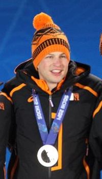 File:Men's 5000m, 2014 Winter Olympics, Podium with medals cropped.jpg