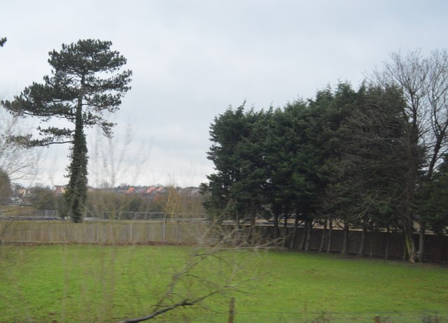 File:Near Waterloo Crossing - geograph.org.uk - 4968712.jpg