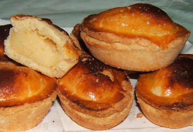 File:Pasticciotto galatina cropped.jpg