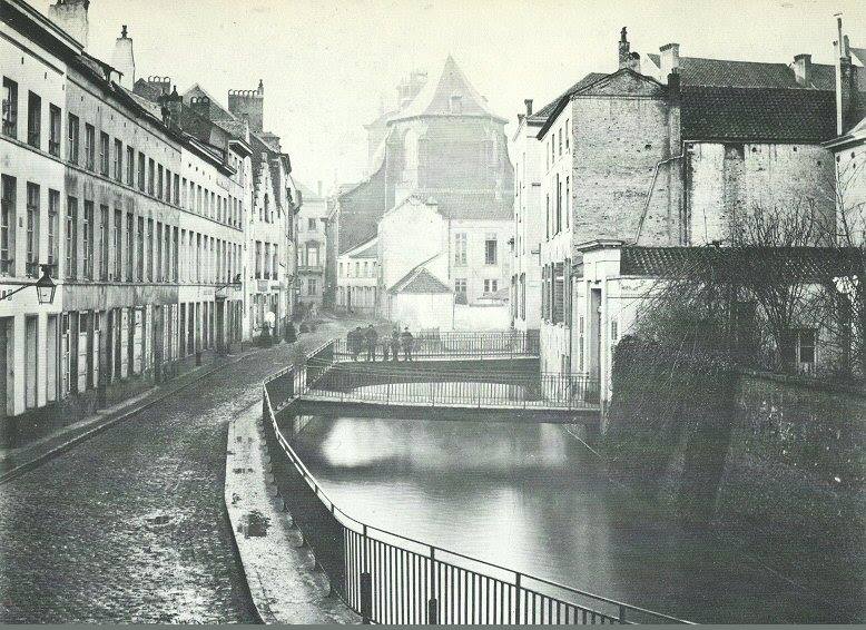 File:Rue de la Fiancée 1867.jpg