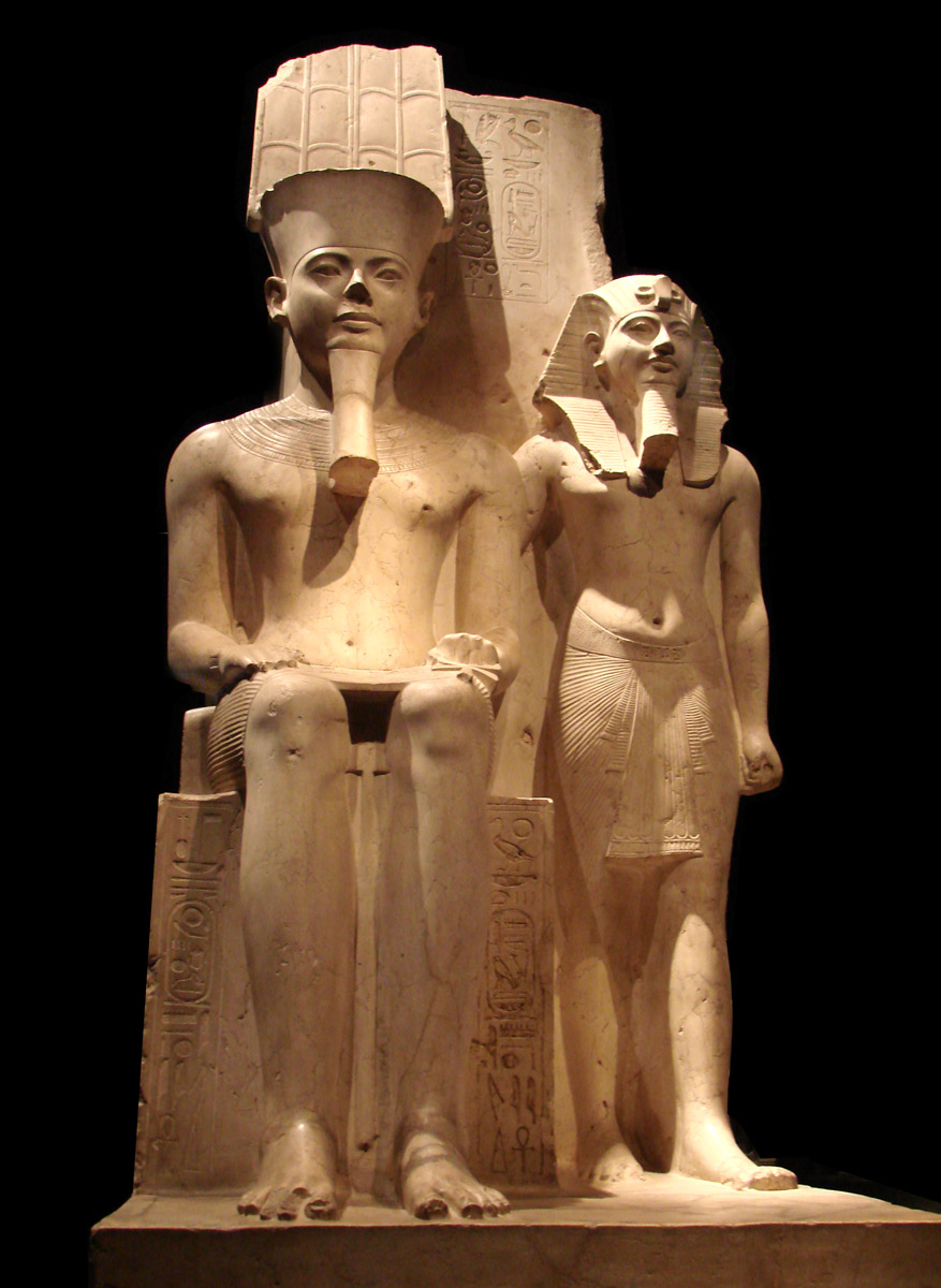 https://upload.wikimedia.org/wikipedia/commons/6/65/Statue_of_Horemheb_with_Amun_(Museo_Egizio).jpg