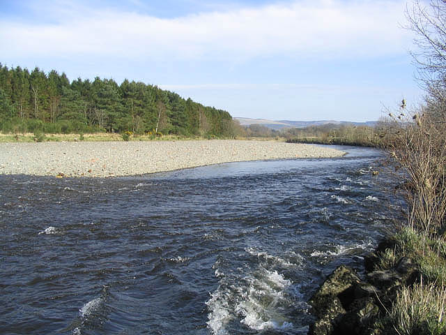 File:The River Nith - geograph.org.uk - 376825.jpg