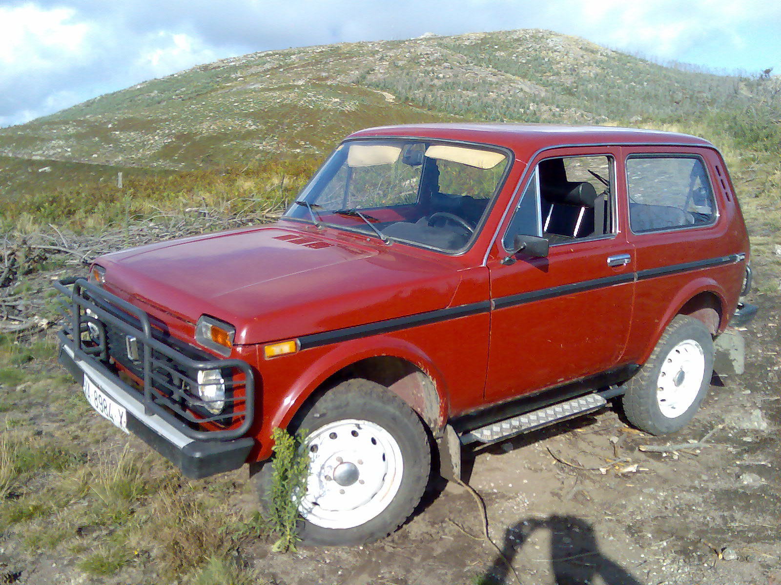 Нива 2121 фото. Нива 2121 красная. ВАЗ 2121 Нива 1976. Lada Niva 1976. Нива 4х4 2121 красная.