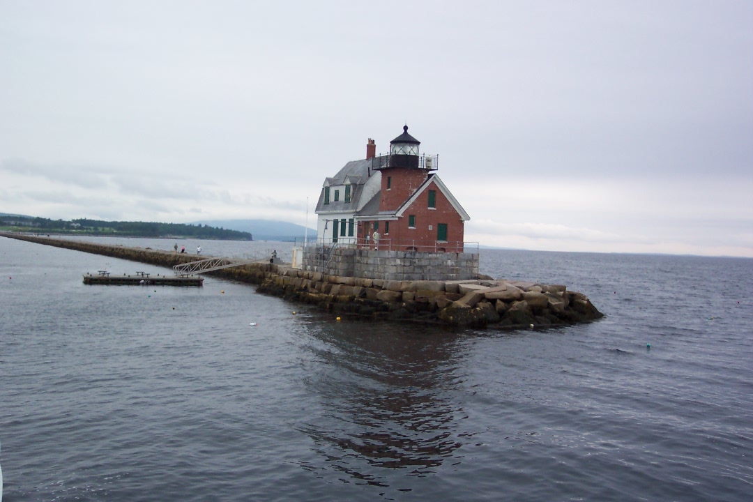 File:'Rockland Breakwater Lighthouse in Maine' by Tania D...