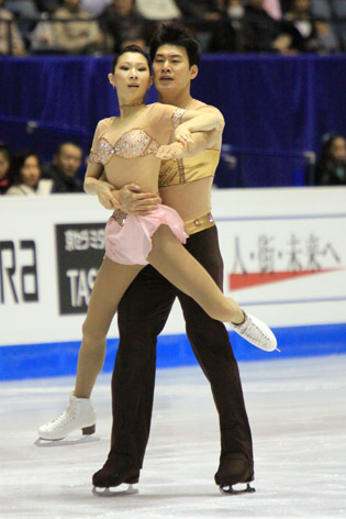 File:2009 GPF Seniors Pairs - Dan ZHANG - Hao ZHANG - 6211a.jpg