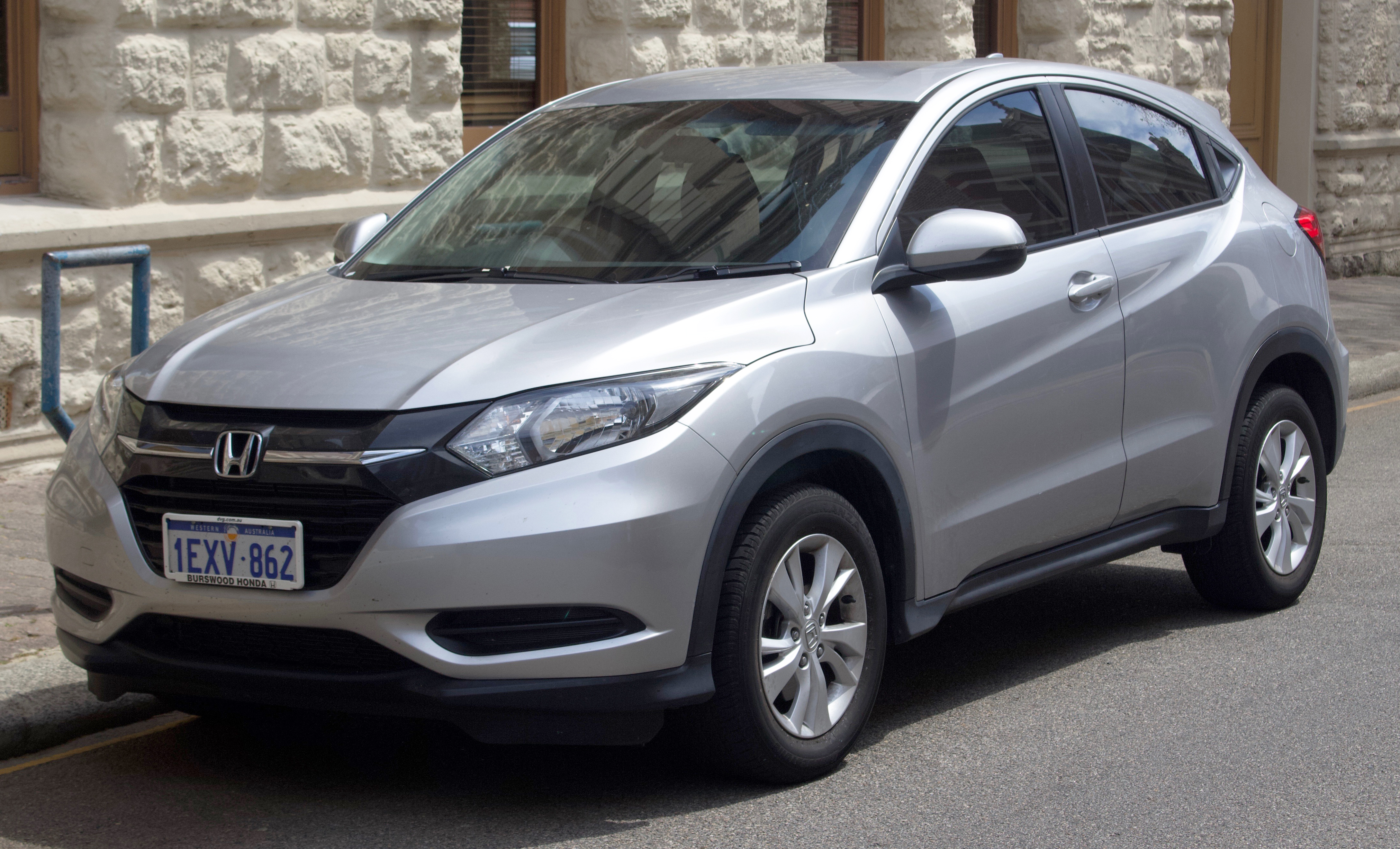 Silver Honda HR-V