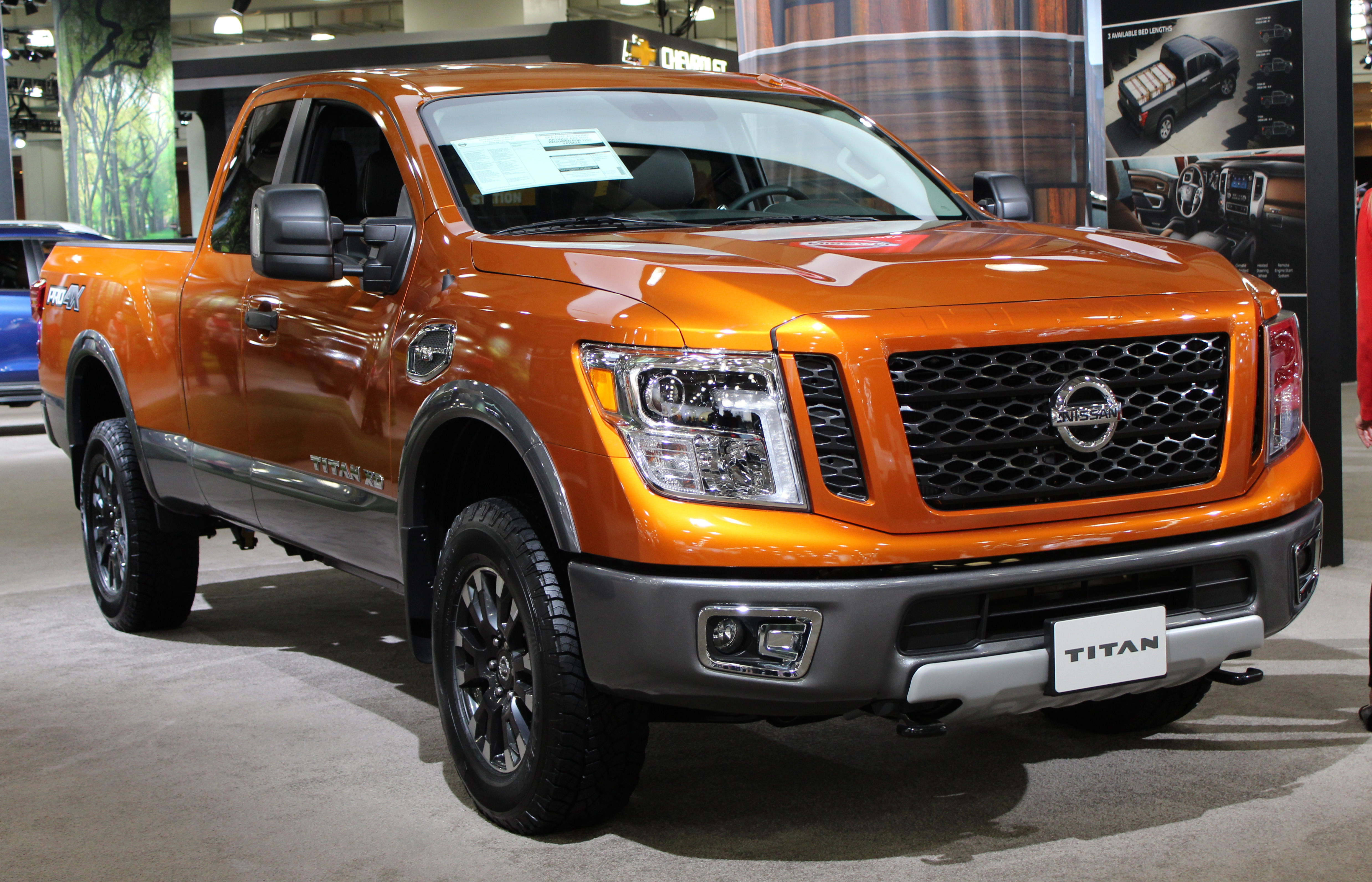 2018 nissan titan pro 4x interior