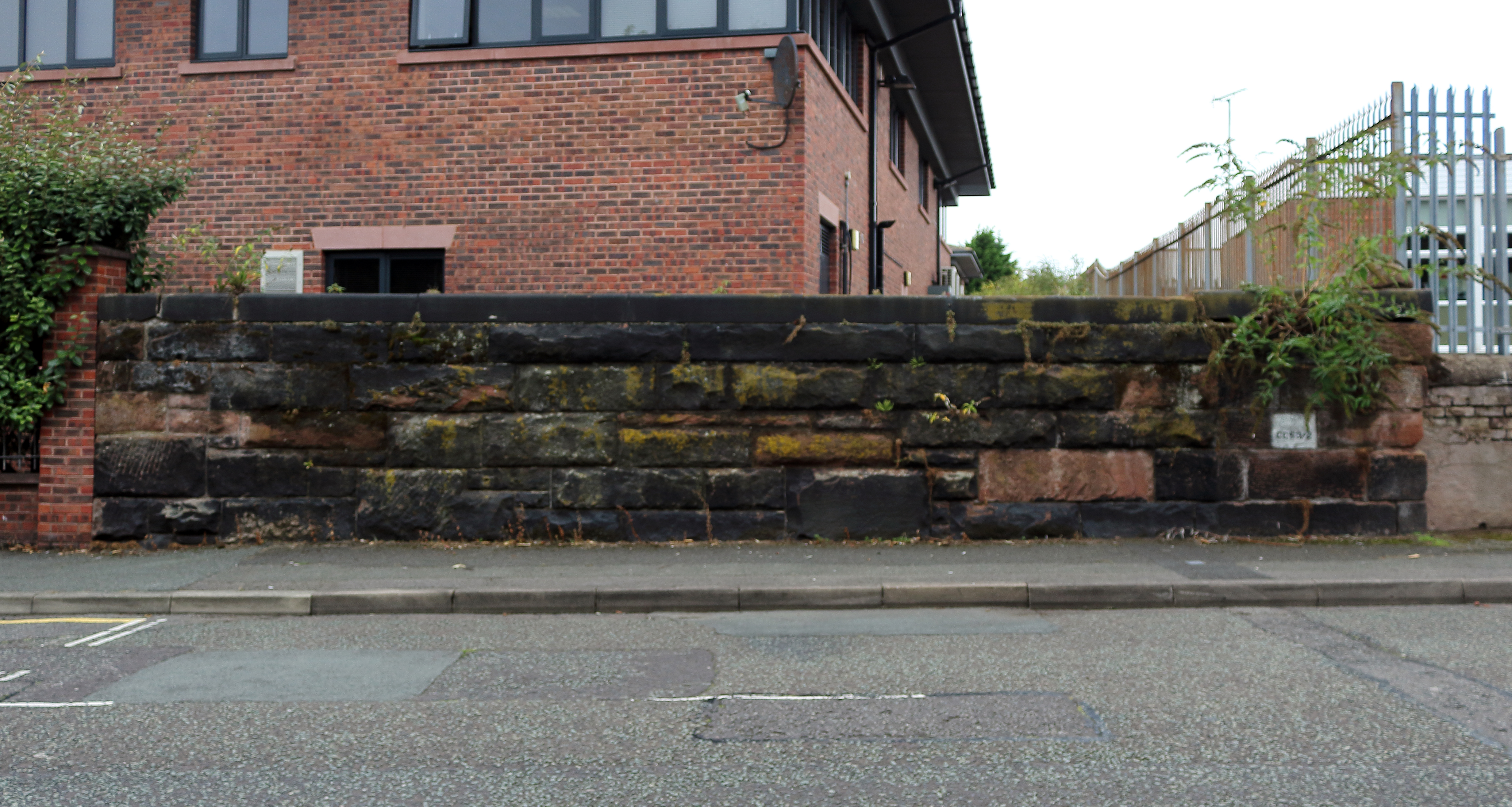 Birkenhead Monks Ferry railway station