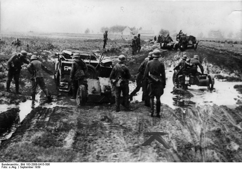 File:Bundesarchiv Bild 183-2008-0415-506, Polen, motorisierte deutsche Truppen.jpg