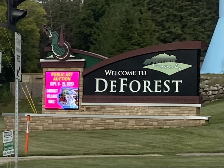 File:Deforest Welcome Sign 2023.jpg