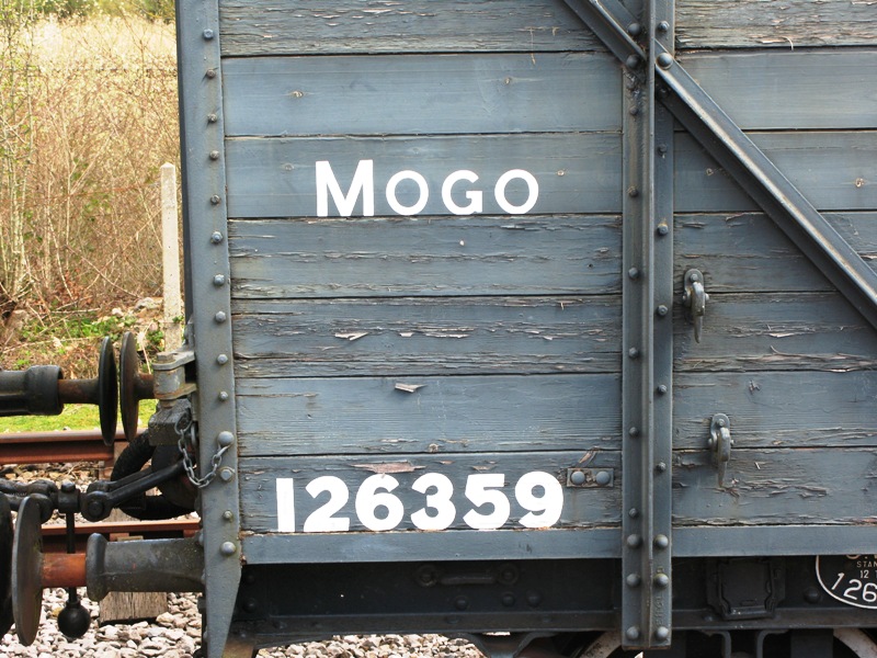 File:GWR wagon G31 MOGO 126359 lettering detail.jpg