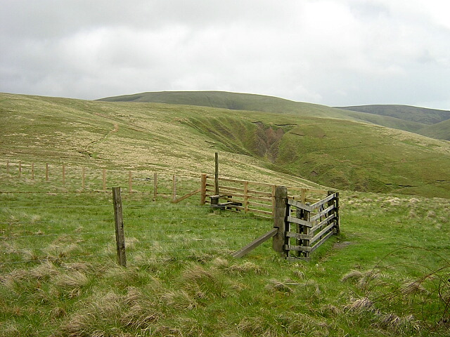 File:Gate and Stile on Southern Upland Way - geograph.org.uk - 179500.jpg