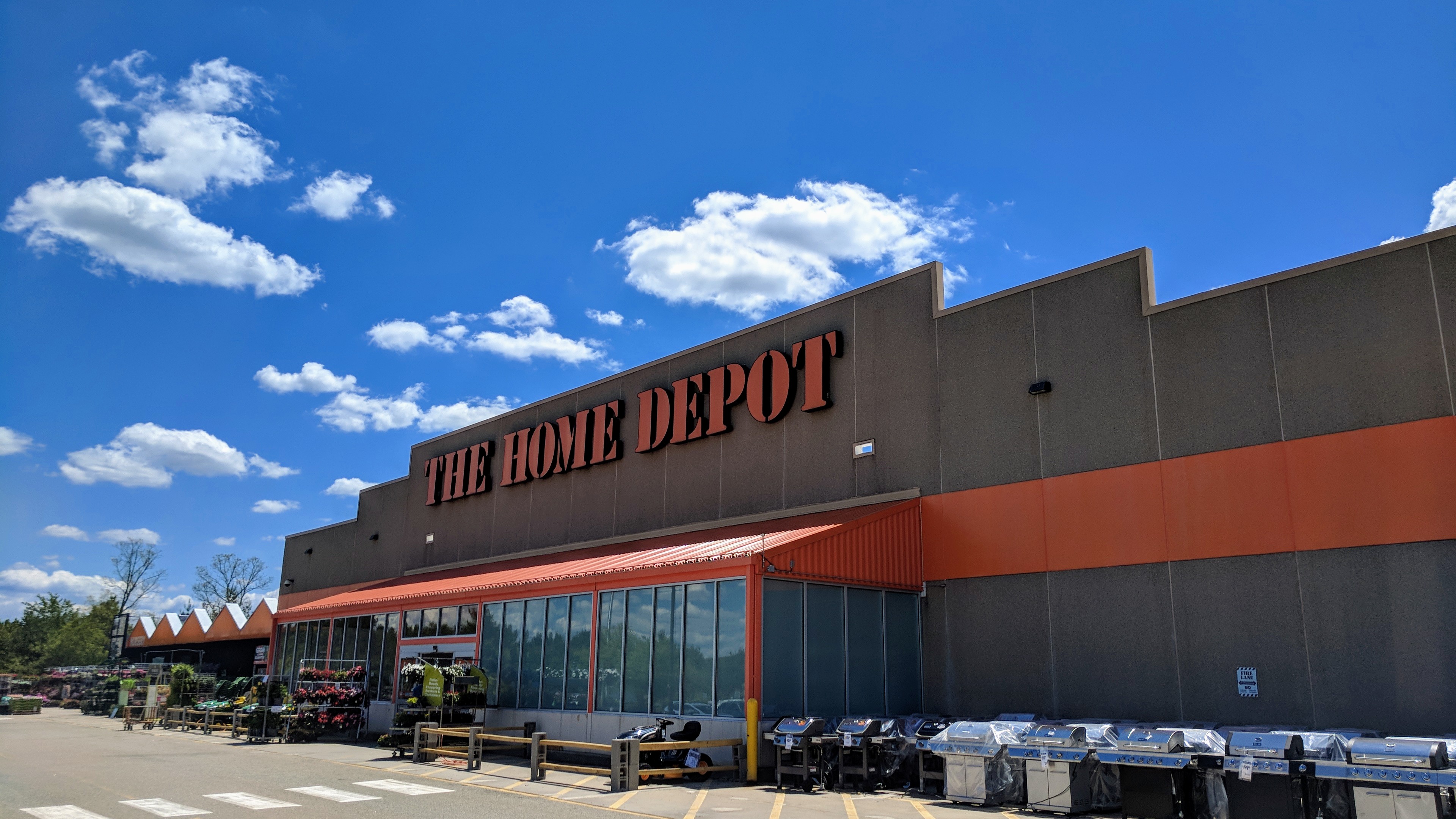 17 Facts About Home Depot 