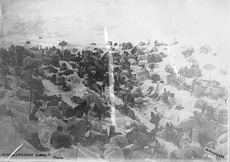 File:Klondikers with supplies, tents and sleds camping on the summit of Chilkoot Pass, Alaska, circa 1898 (AL+CA 2030).jpg