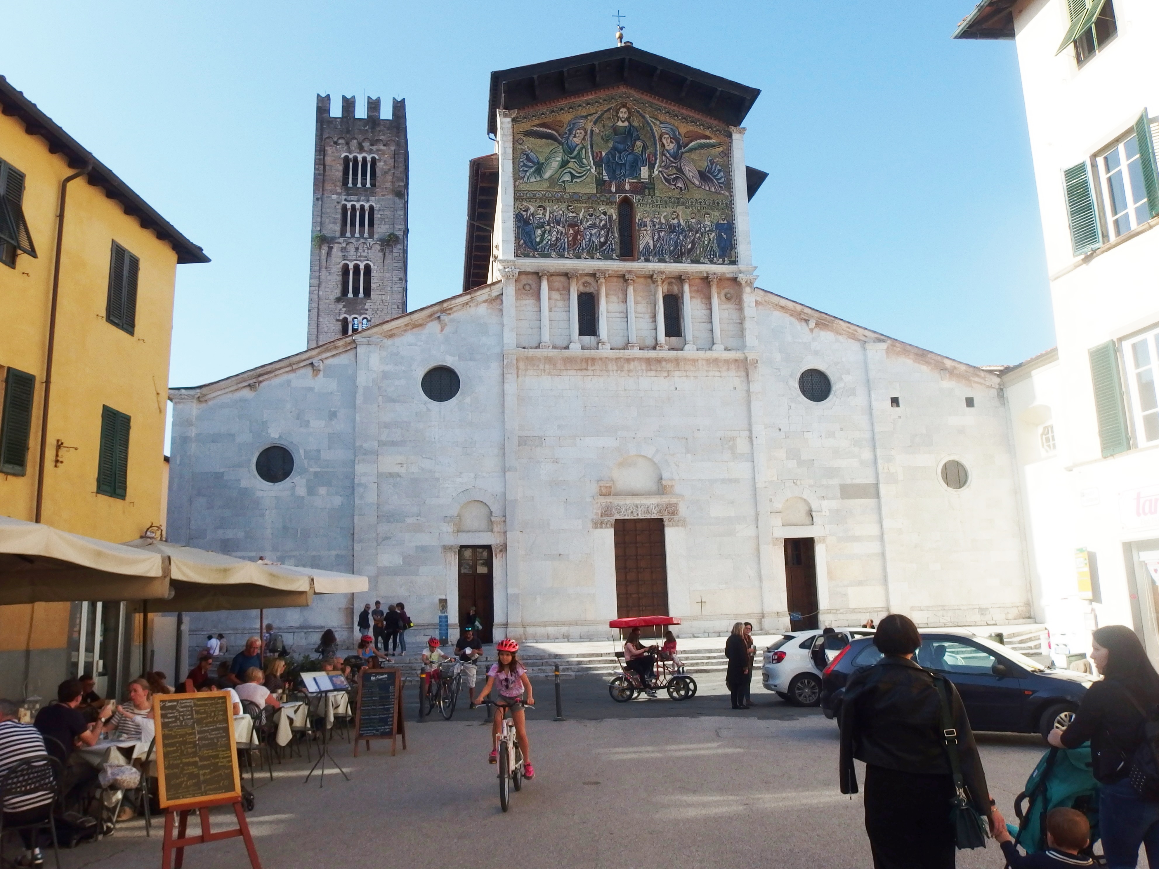 File Lucca Basilica Di San Frediano Facciata 1 Jpg Wikimedia Commons