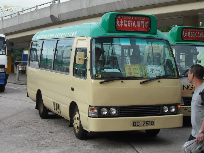 File:NWMinibus67A.JPG