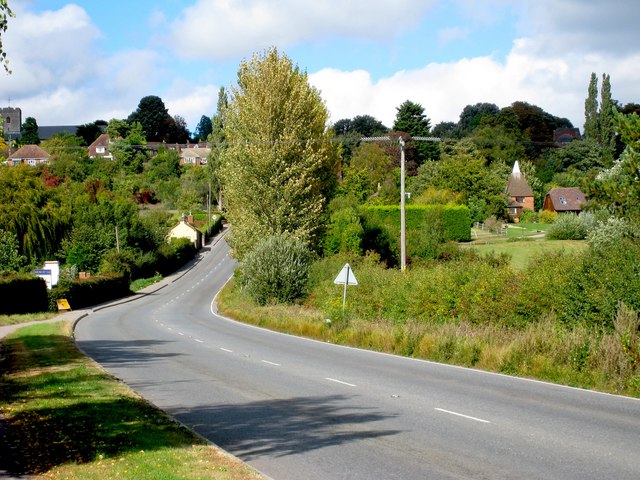 File:Oast House, Headcorn Road, Sutton Valance, Kent - geograph.org.uk - 564337.jpg