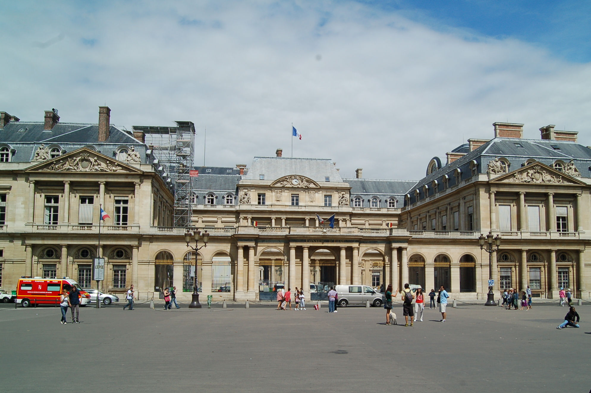 A Brief History of the Palais Royal in Paris