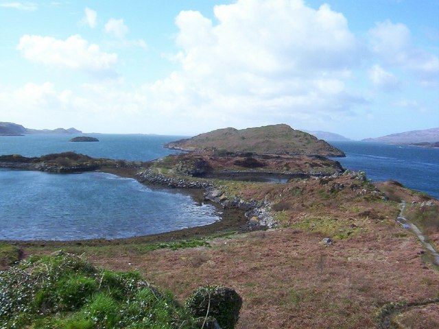 File:Path to Eilean an Duin, Craobh Haven - geograph.org.uk - 630108.jpg