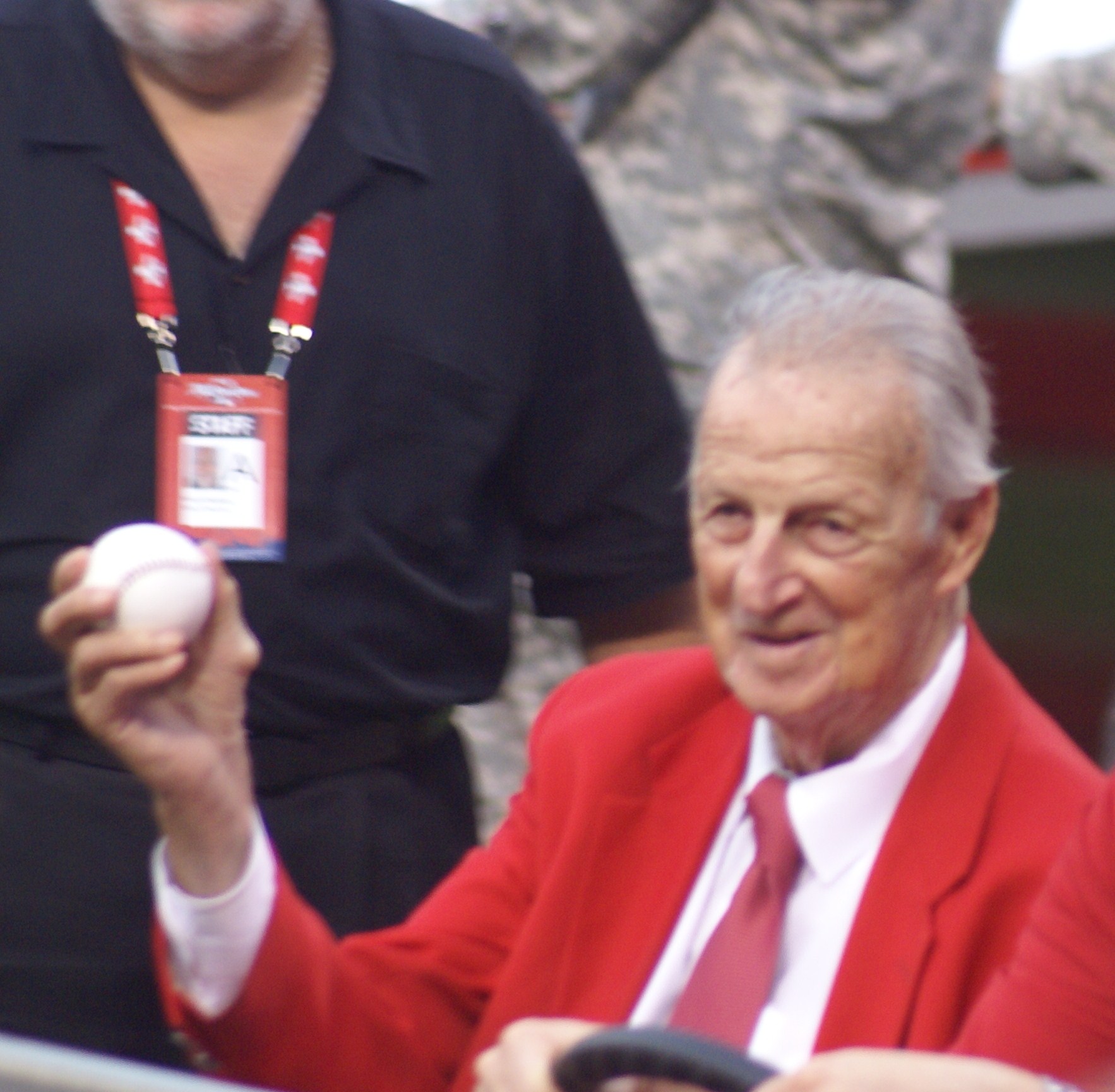 File:Stan Musial 2009 MLB All-Star Game.jpg - Wikimedia Commons