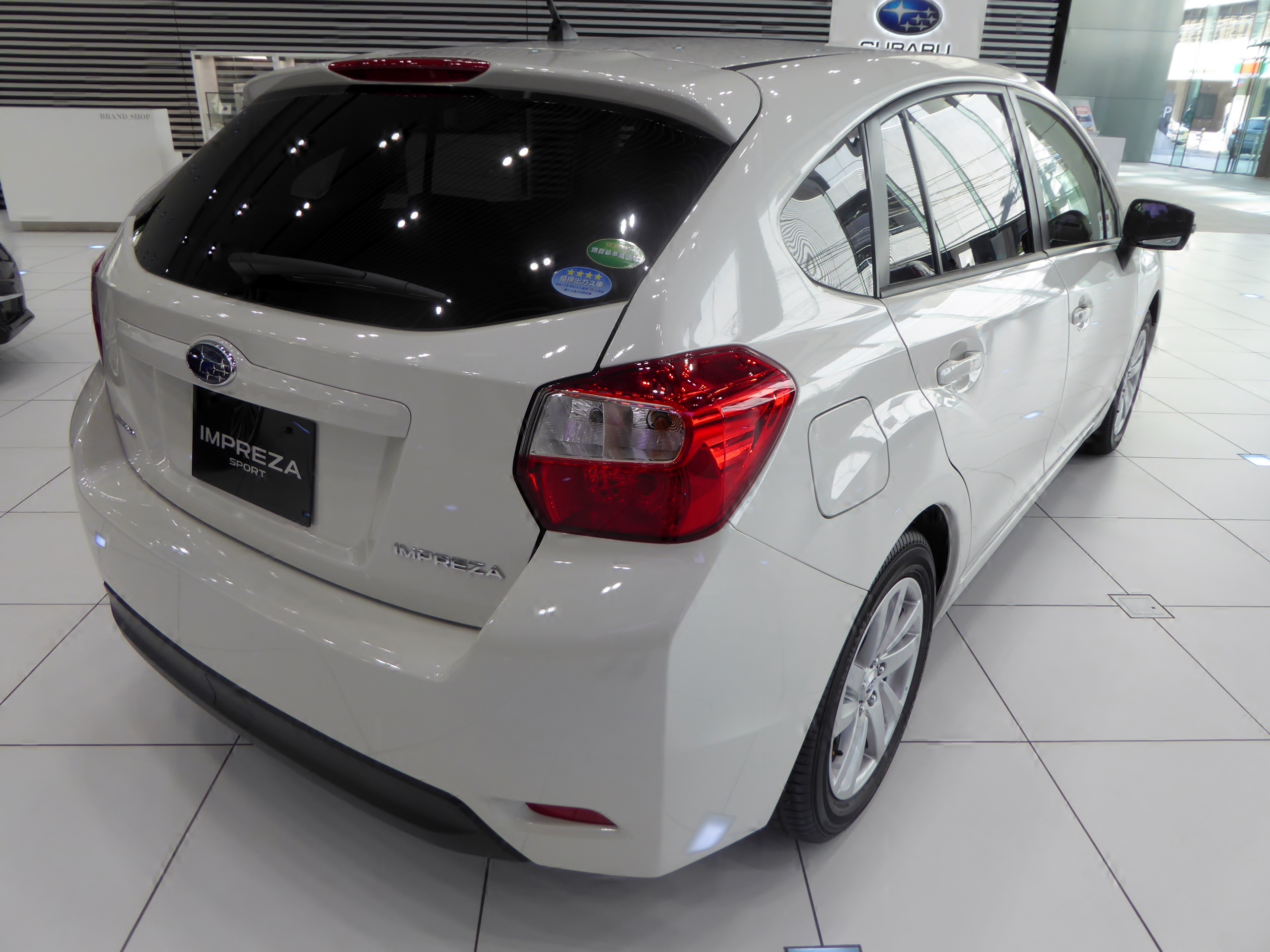 ファイル:Subaru IMPREZA SPORT 2.0i EyeSight (DBA-GP7) rear.JPG