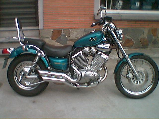 File:Yamaha Virago 535 azure blue.jpg