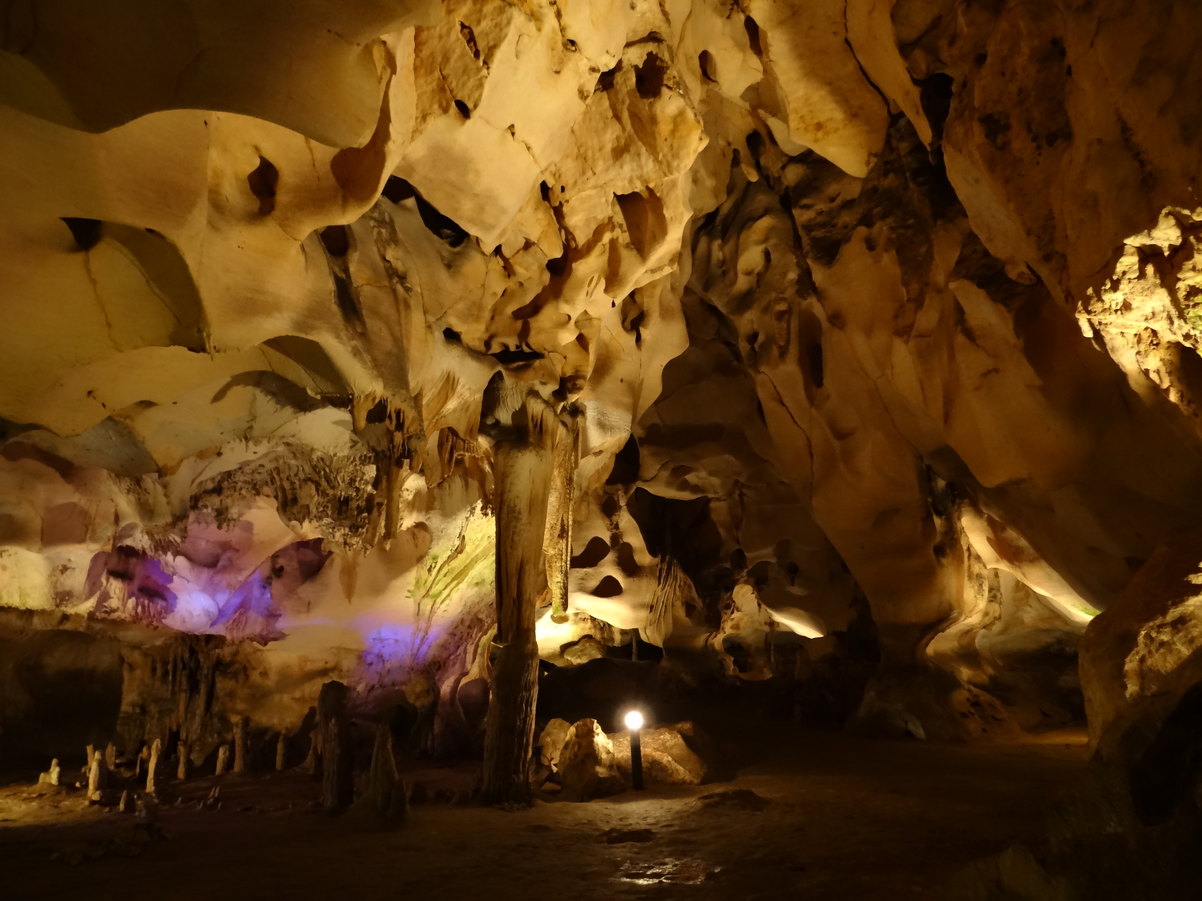 Пещера Орлова чука Болгария
