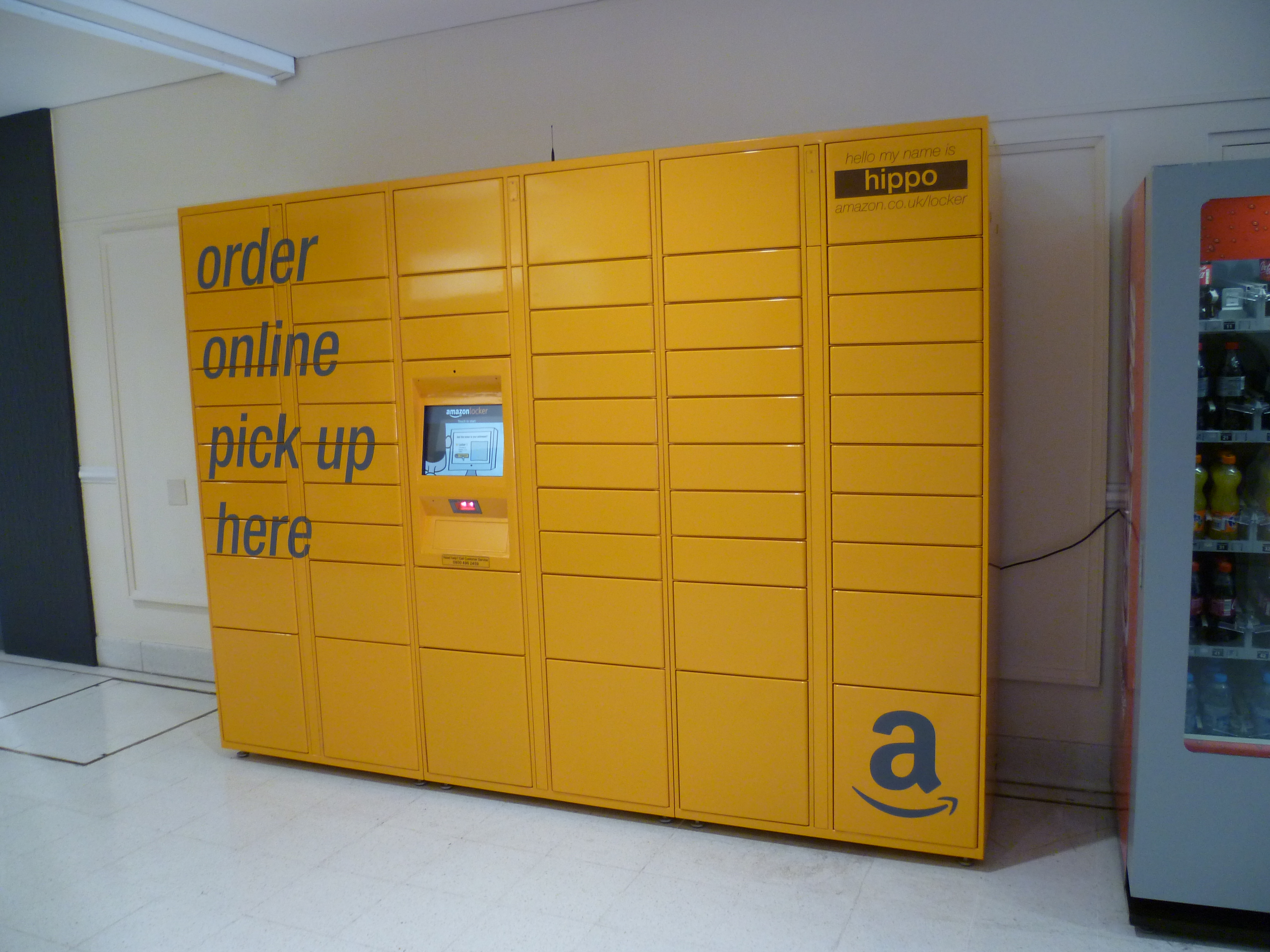 Datei:Amazon locker at Eastgate Shopping Centre, Gloucester.JPG – Wikipedia