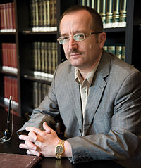 <span class="mw-page-title-main">Aurel Plasari</span> Albanian lecturer, scholar, writer, translator and professor