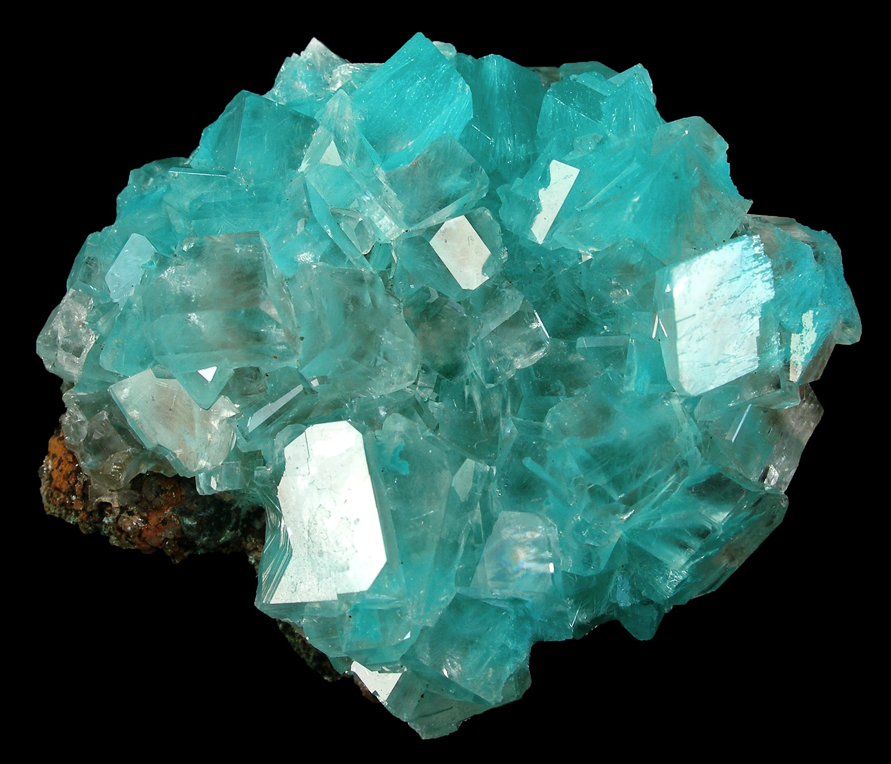 File:Aurichalcite-Calcite-aur12a.jpg - Wikimedia Commons