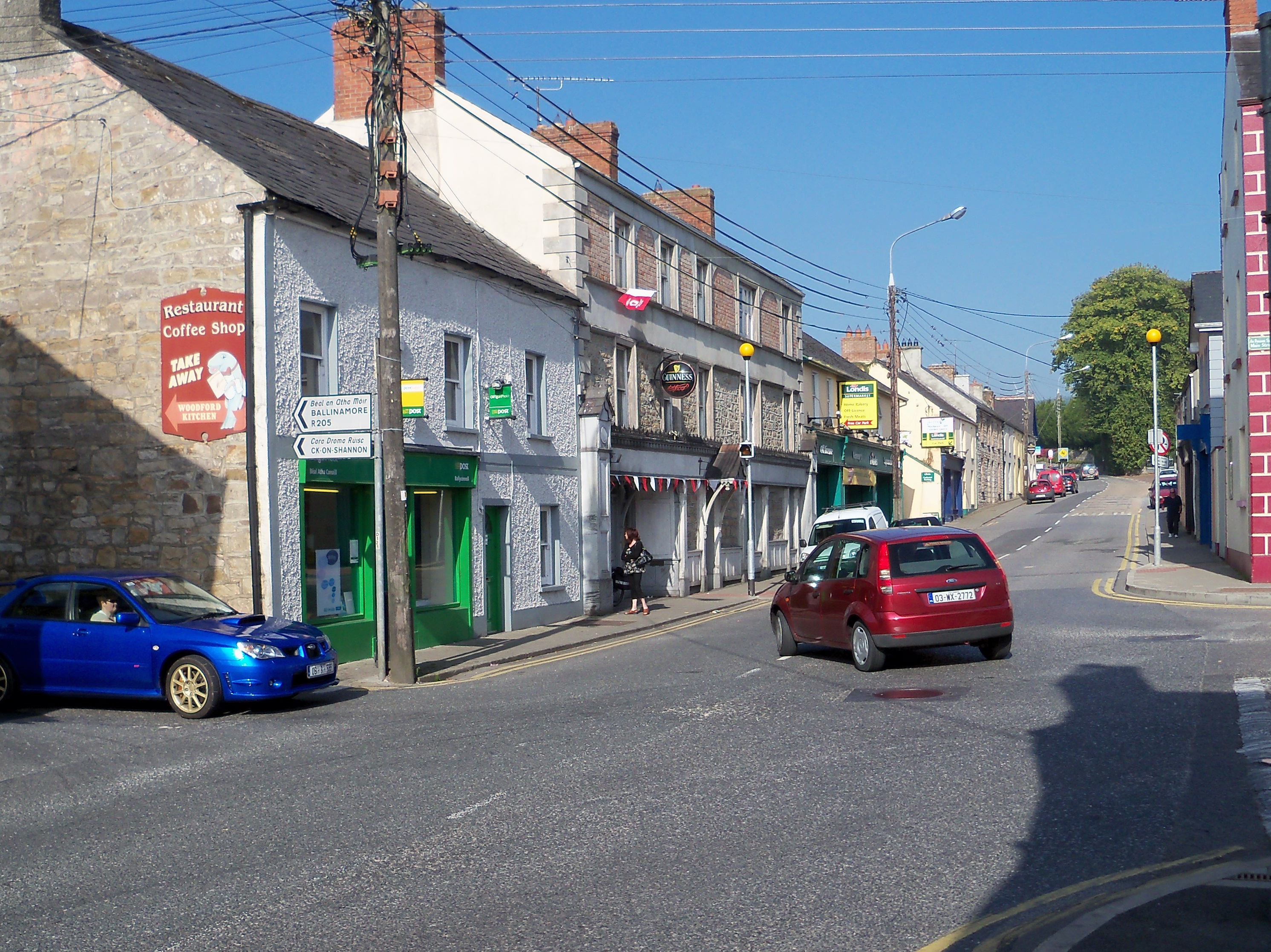 File:Ballyconnell main street crossroads.jpg - Wikimedia Commons