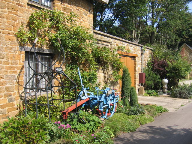 File:Bloxham Village Museum - geograph.org.uk - 238466.jpg