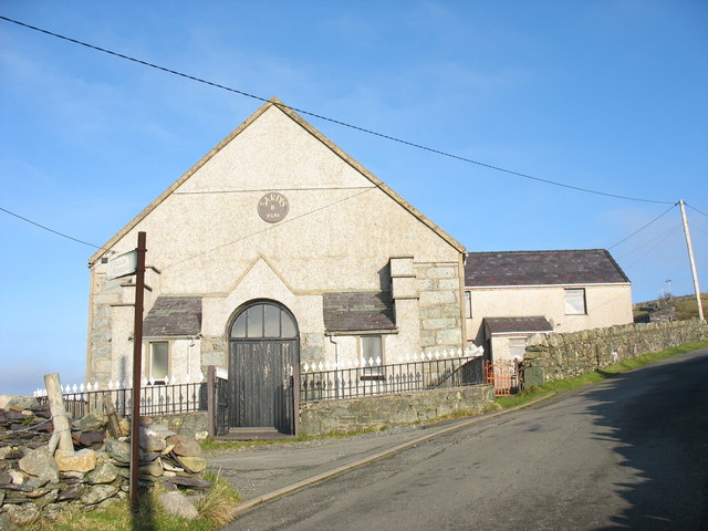 File:Capel Sardis - the highest chapel in Wales - geograph.org.uk - 297771.jpg