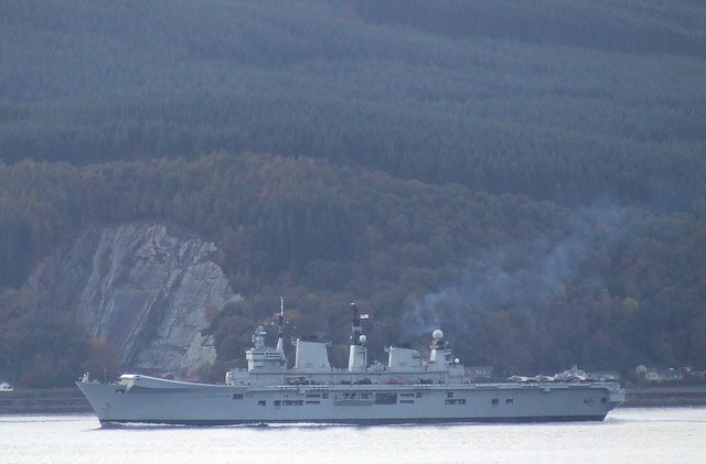 File:HMS Illustrious passing Bullwood Quarry - geograph.org.uk - 1546870.jpg