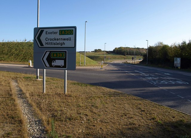 File:Junction on A382 - geograph.org.uk - 1549157.jpg