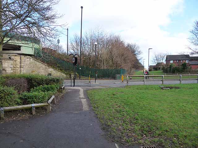 File:Main Road, Bank Foot, Newcastle upon Tyne, 1 February 2013.jpg