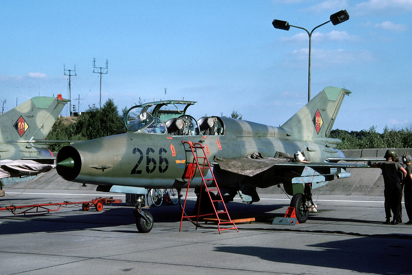 Ввс гдр. Миг 21. Mig-21f. Самолет миг-21ум. Миг 21 уб.