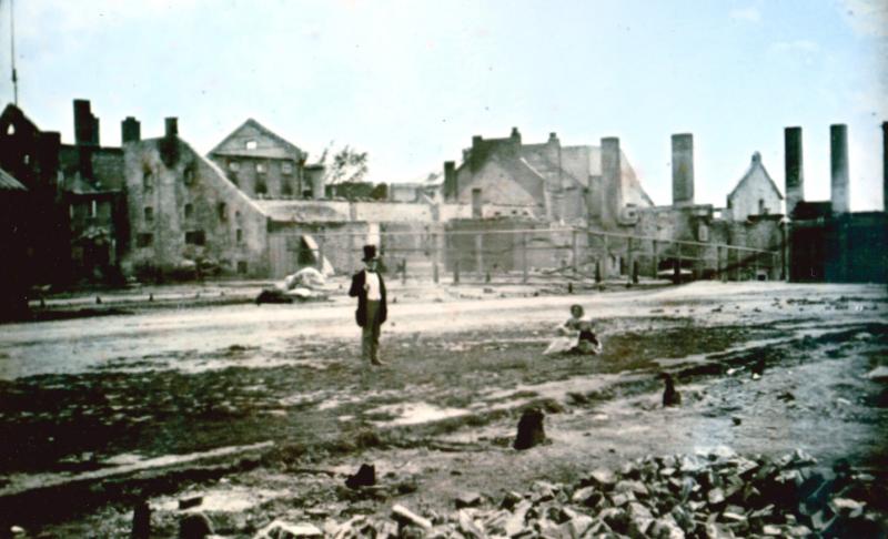 File:Molson s Brewery probably after the fire of July 1852.jpg