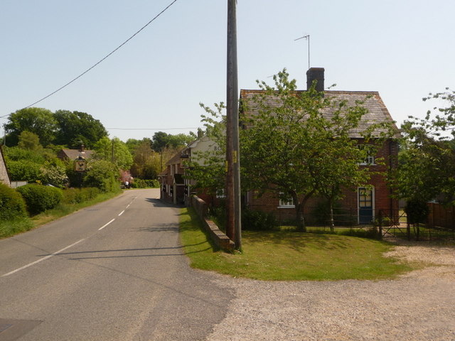 File:Morden, the old post office and stores - geograph.org.uk - 1318897.jpg