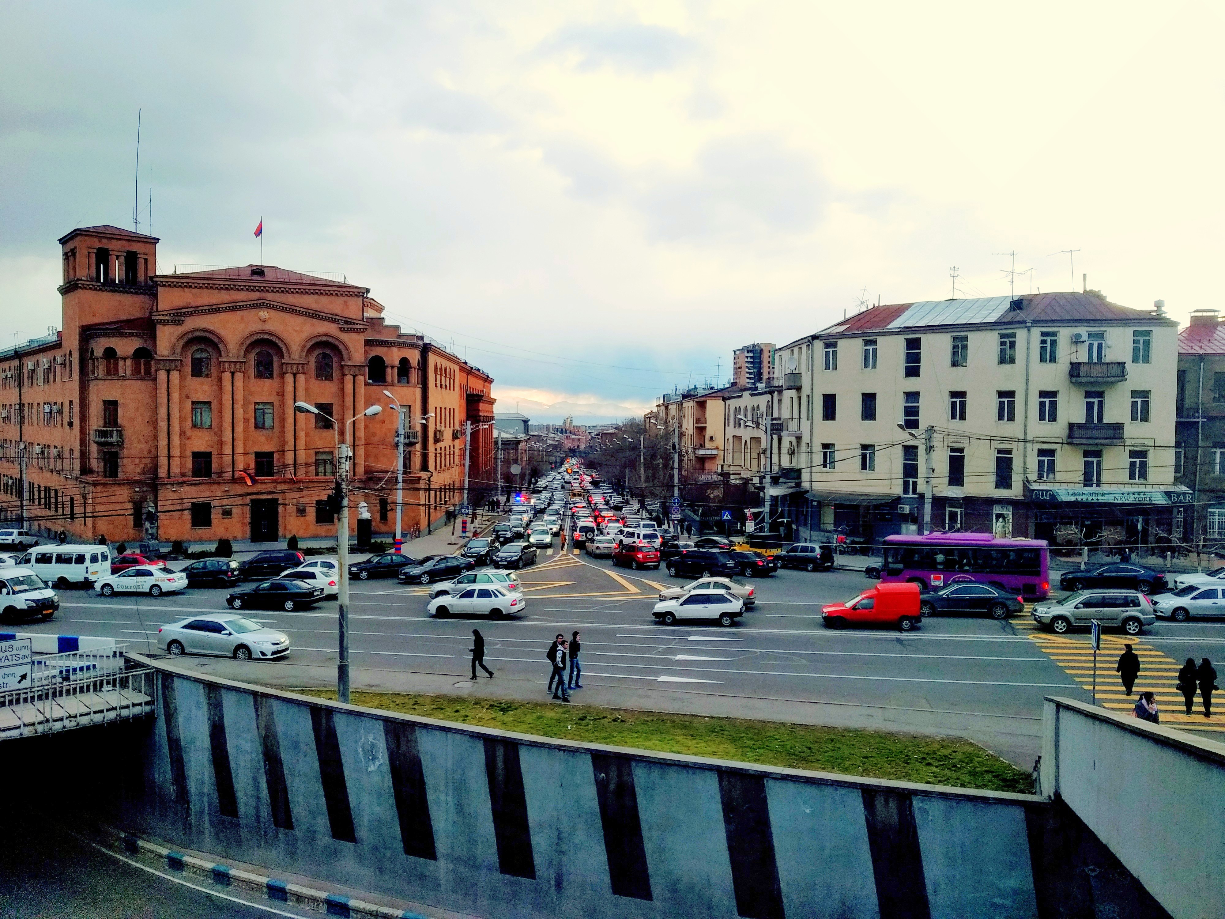 Ереван стрит. Ереван. Nalbandyan Street. Ереван Арбат. Ночной Ереван.